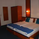 Haus Alexander 4* הרינגסדורף