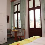 Haus Alexander בית הארחה