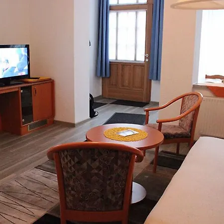 Gasthuis Haus Alexander 4*