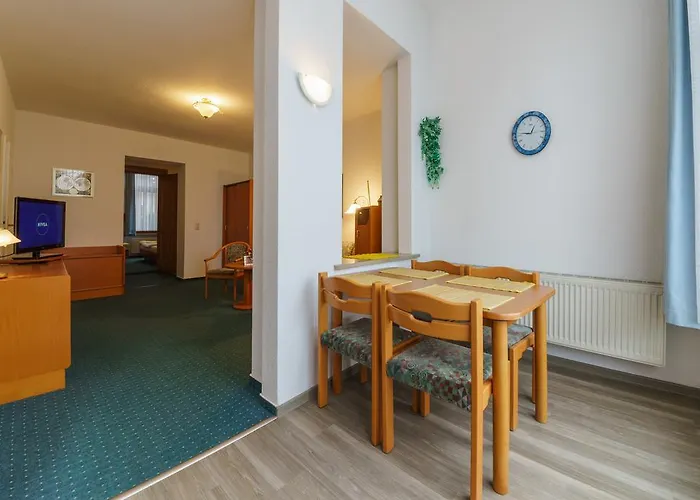 게스트하우스 Haus Alexander 4*