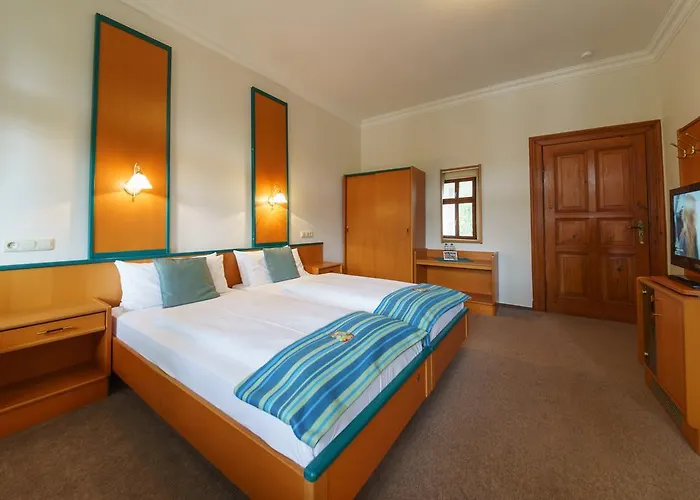 Haus Alexander 게스트하우스 4*